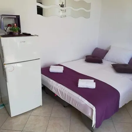 Konukevi Poljak Kraj (Zadar)